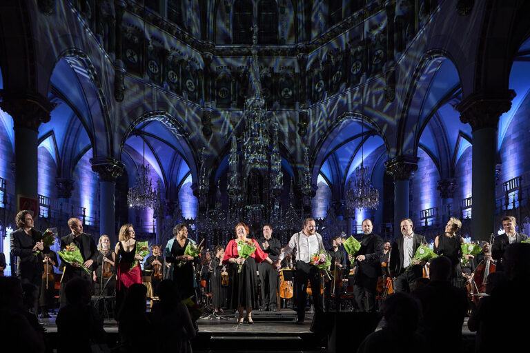 Suzanne Taffot Soprano - Carmen - Agence BigJaw